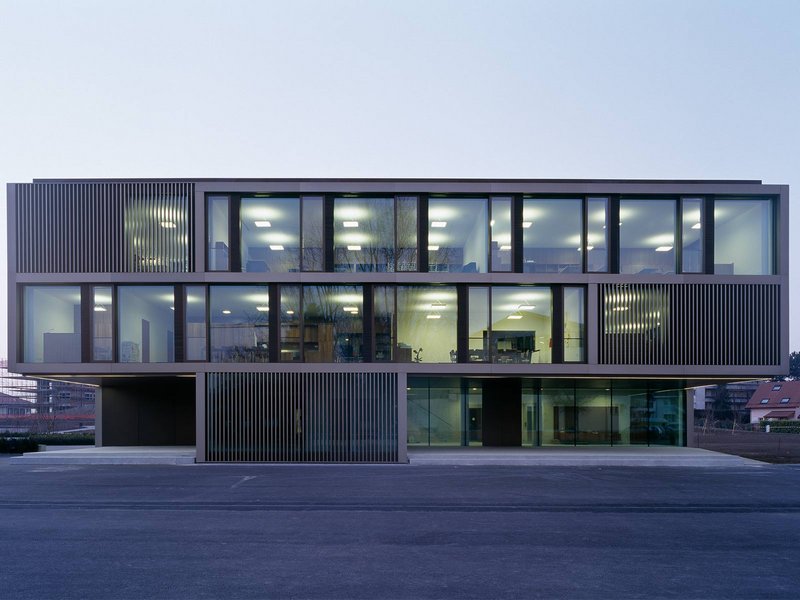 Graeme Mann & Patricia Capua Mann: Schule Le Marais du Billet - best architects 09