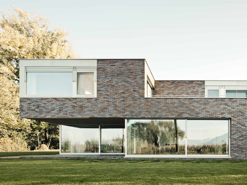 Graber & Steiger Architekten: Lakeside house in Zug - best architects 12