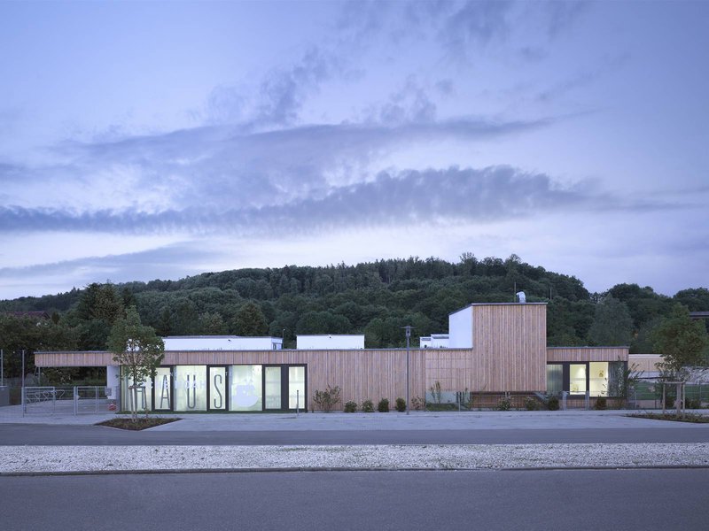 L/A LIEBEL/ARCHITEKTEN: Kinderhaus Hüttlingen - best architects 12