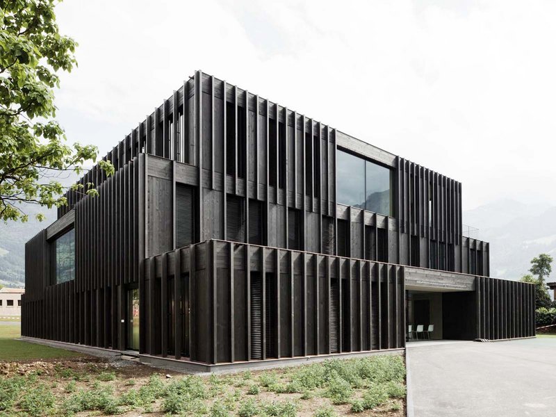 Graber & Steiger Architekten: New construction of therapeutic pedagogy facility - best architects 12