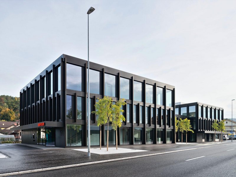 Liechti Graf Zumsteg: Raiffeisenbank Untersiggenthal - best architects 15