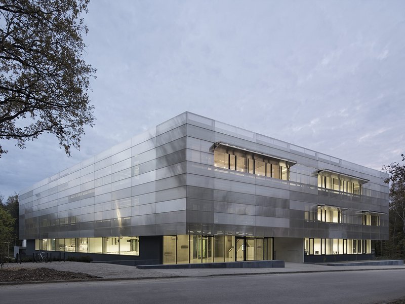 Nickl & Partner Architekten: Helmholtz-Institute / University of Ulm  - best architects 16