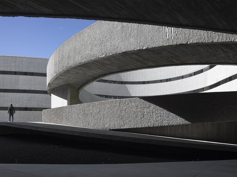 gpy arquitectos: Faculty of Fine Arts / University of La Laguna - best architects 17 in Gold