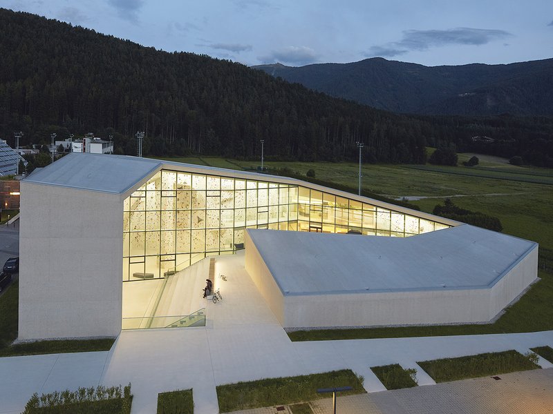 stifter + bachmann: Kletterhalle Bruneck - best architects 17