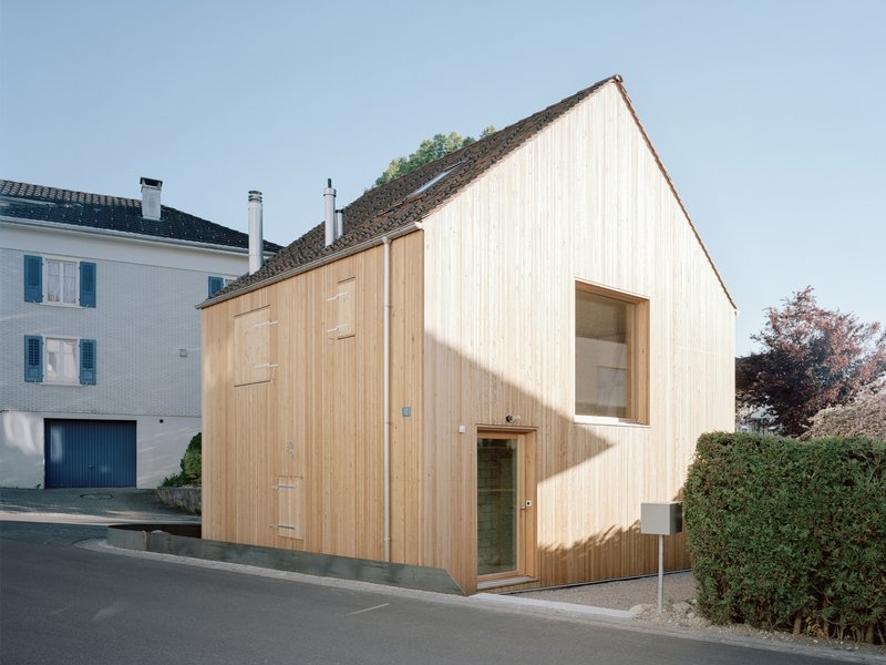 Lukas Lenherr Architektur: Small house - best architects 21 in gold