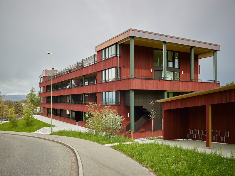 Baumberger & Stegmeier Architekten: Multifunctional apartment building - best architects 21