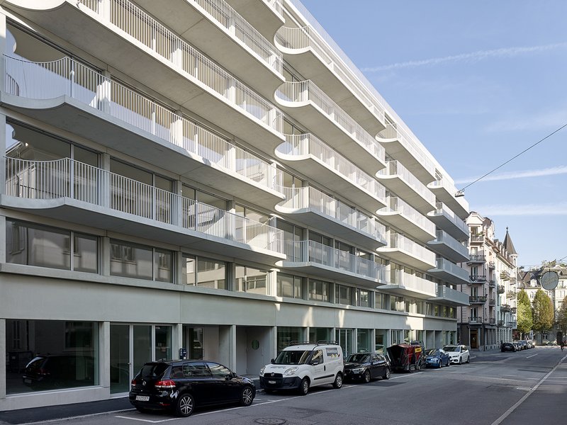 Roman Sigrist Architektur: Residential and commercial building Neustadtstrasse, Lucerne - best architects 23 in Gold
