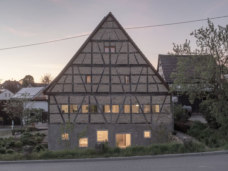 Steinbach Bernhardt Architekten/Tobias Finckh: Office in a barn - best architects 23