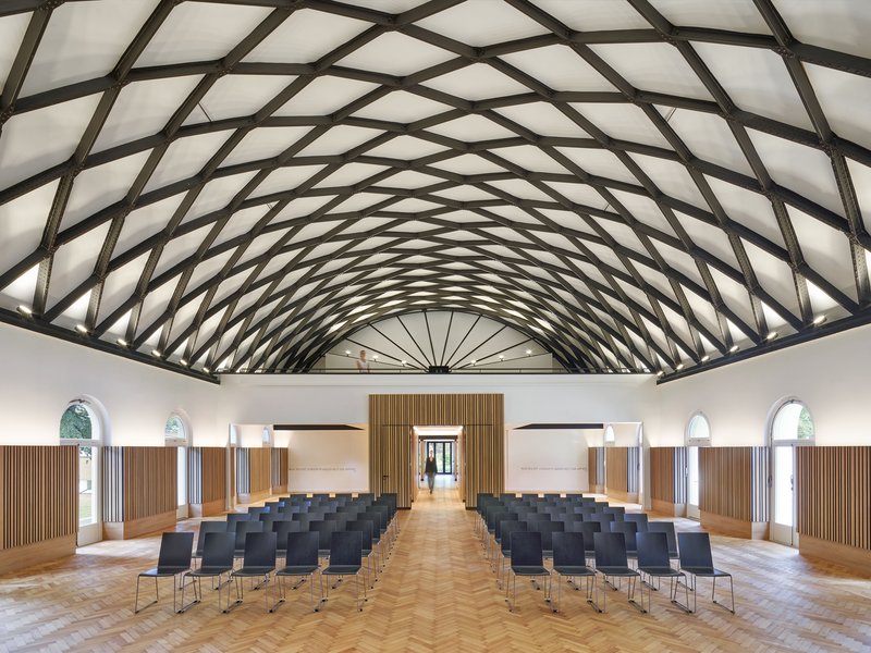 KEGGENHOFF | PARTNER: St. Victor Community Centre – a buoyant setting - best architects 23