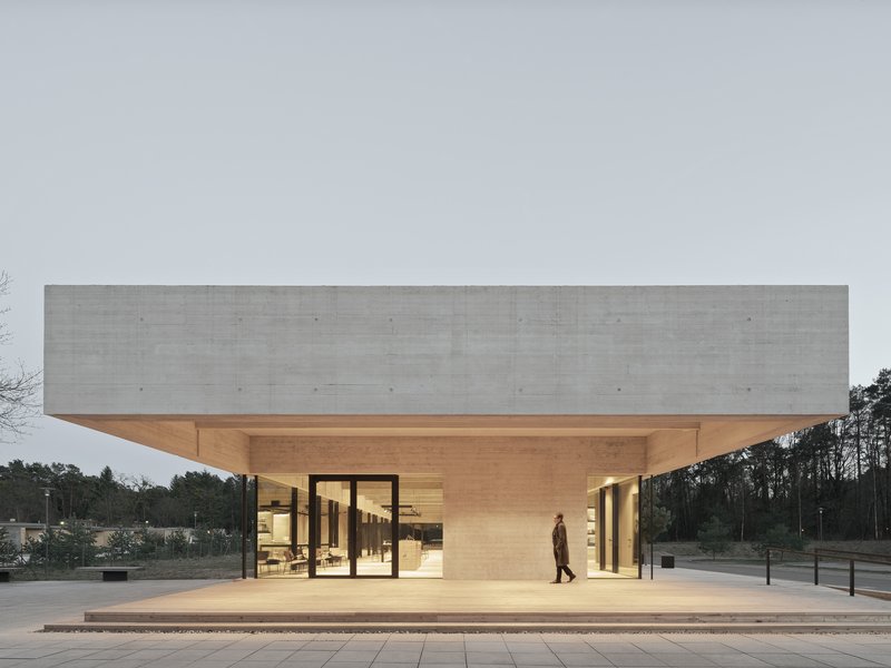 Steimle Architekten: Bauhaus UNESCO World Heritage Visitor Centre Bernau - best architects 23
