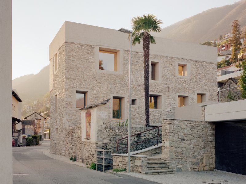 bartke pedrazzini architetti: Casa Cortile / Ca’ del Tero - best architects 24