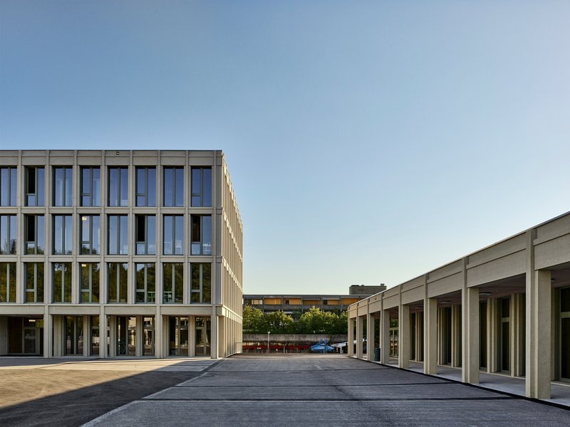 Kast Kaeppeli Architekten: Volksschule Kleefeld - best architects 24